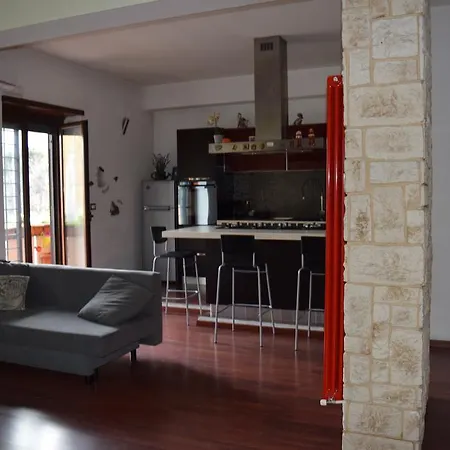 Da Johnny Apartman *